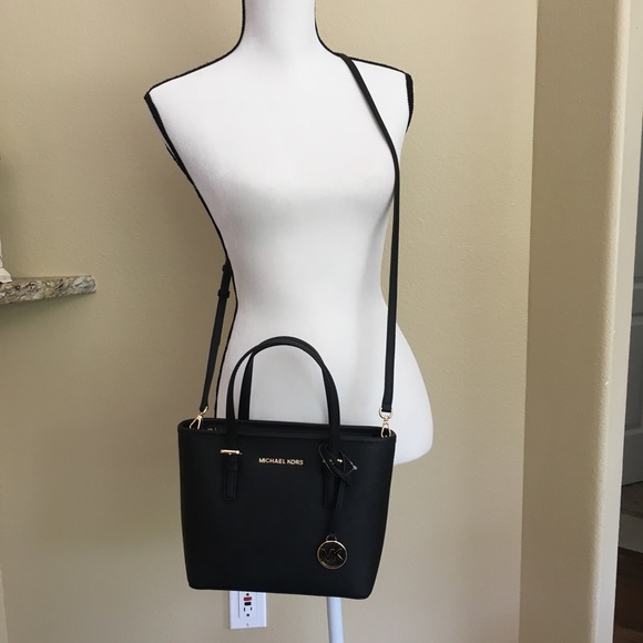 Last one❗️MK Carryall Tote/Crossbody&wallet - Picture 2 of 8